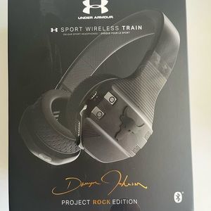 Limited edition! Wireless Headphones by Dwayne Johnson Under Armour